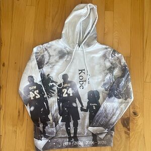 Men's Kobe Tribute Hoodie in White and Gray